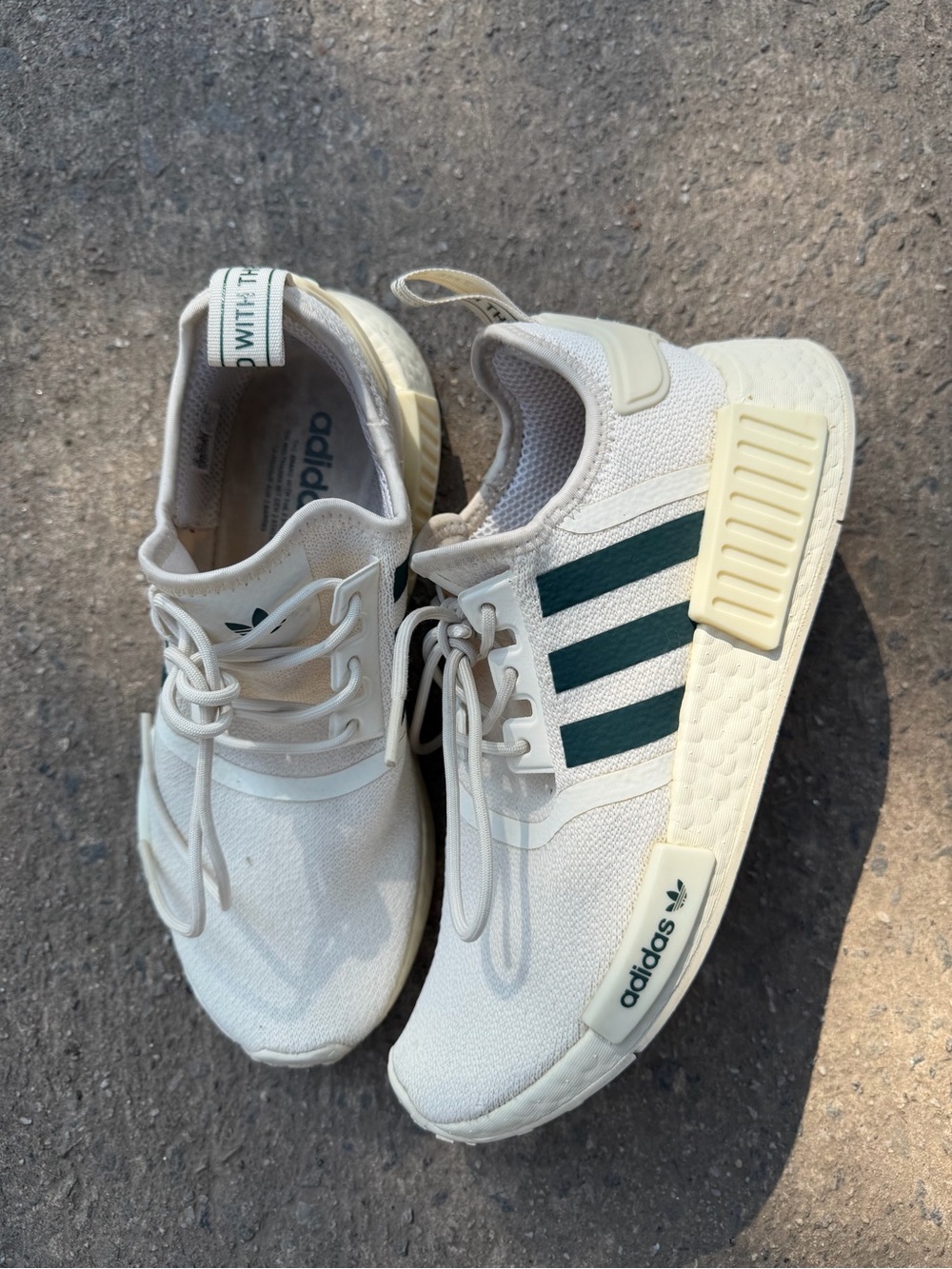 Adidas NMD_R1 Cream White / Mineral Green Sneakers